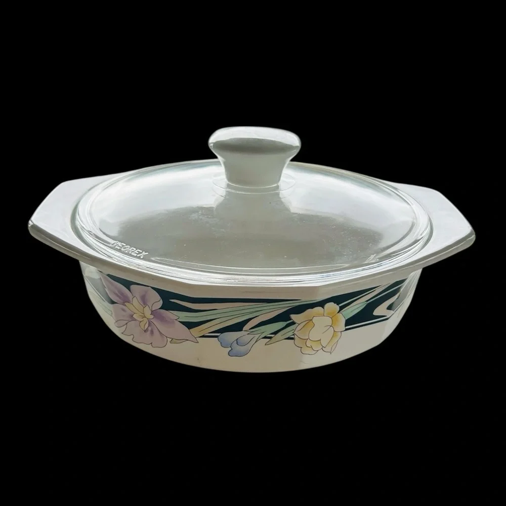 Mikasa Fire & Ice Glass Casarole Dish
